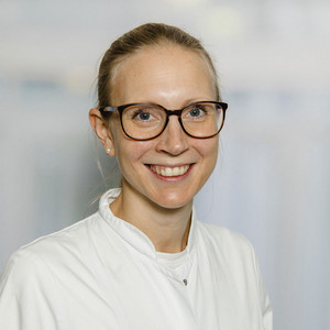 Dr. med. Sophia Margarete Hünnebeck - Funktionsoberärztin in der Abteilung Obere Extremität, Hand und Mikrochirurgie - Immanuel Krankenhaus Berlin