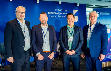 vlnr. Roy J. Noack (Immanuel Krankenhaus Berlin), Helge Franz (Senatsverwaltung für Wissenschaft, Gesundheit und Pflege Berlin), Andreas Tyzak (Moderator & VKD-Pressesprecher), Bernd Quoß (Krankenhaus Waldfriede)