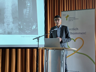 Univ.-Prof. Dr. Martin Rudwaleit vom Klinikum Bielefeld