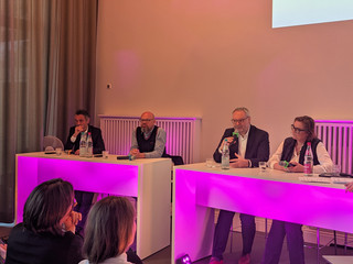 Roy J. Noack, Geschäftsführer Immanuel Krankenhaus Berlin beantwortet Fragen aus dem Publikum