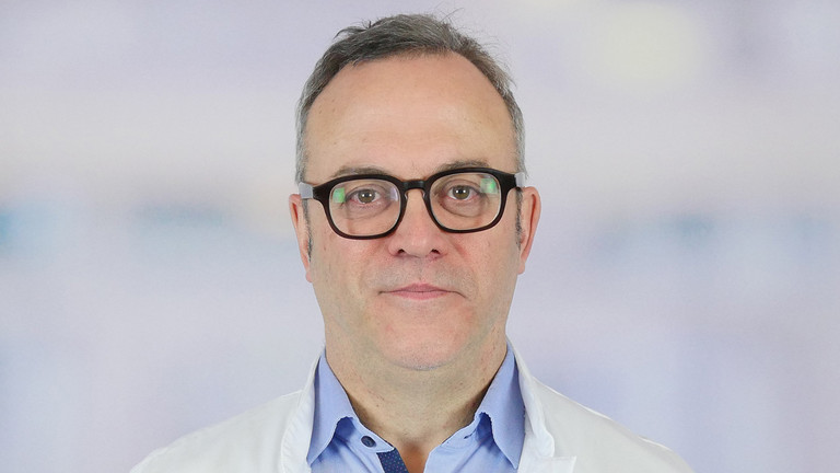Rheumatologie-Chefarzt Dr. med. Udo Schneider zum Thema Rheuma und Lunge bei Natürlich gesund Rheumatologie-Chefarzt Dr. med. Udo Schneider zum Thema Rheuma und Lunge bei Natürlich gesund